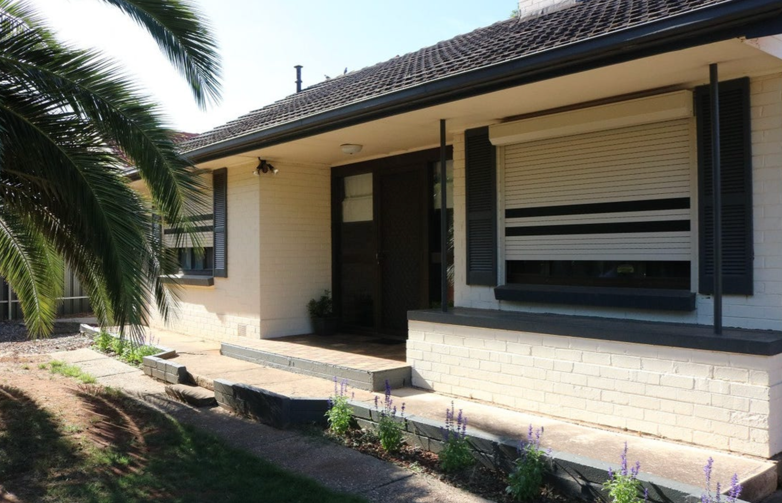 8 Wallace Road, Elizabeth Vale