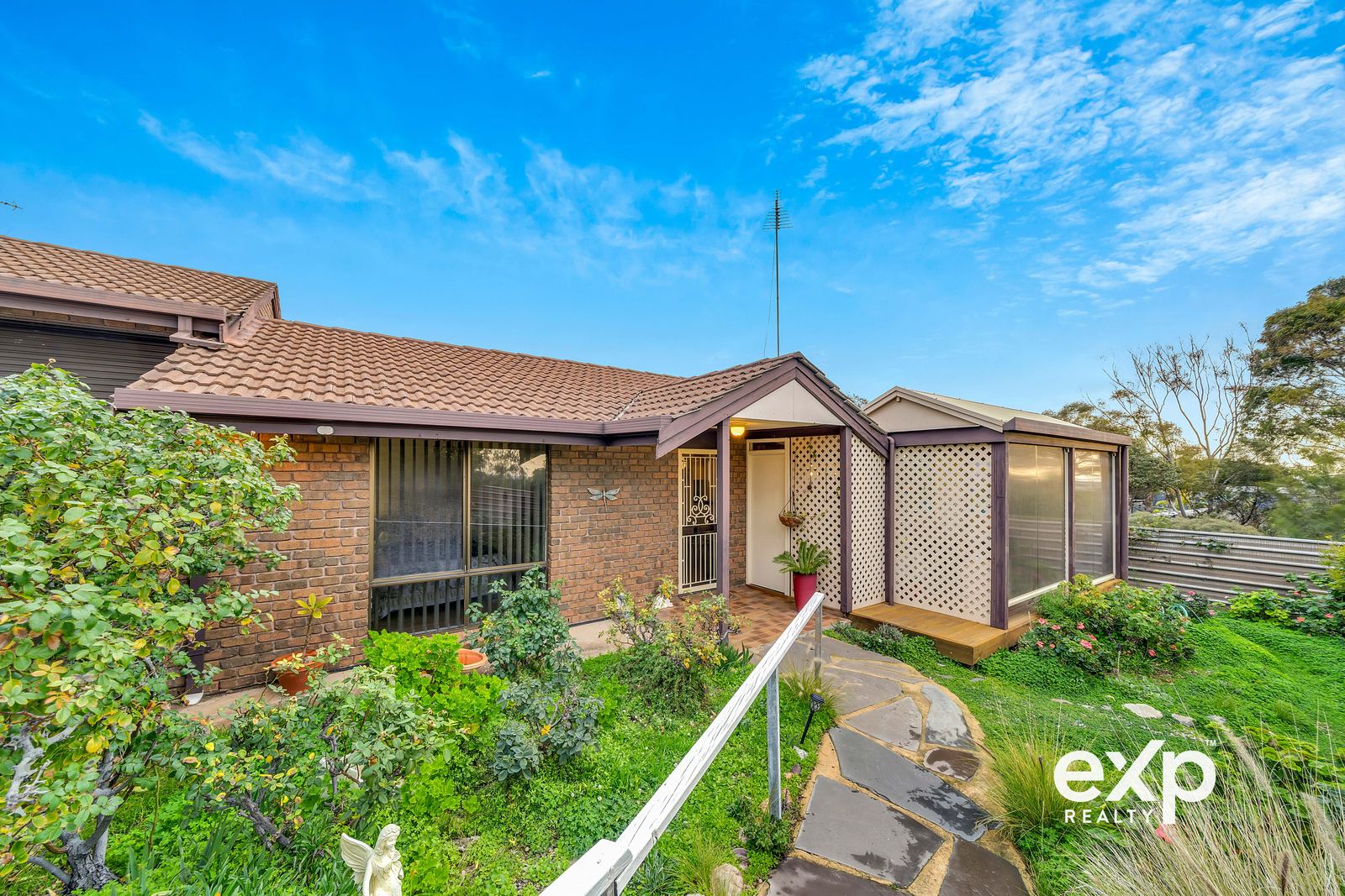 1/113 The Cove Road, Hallett Cove