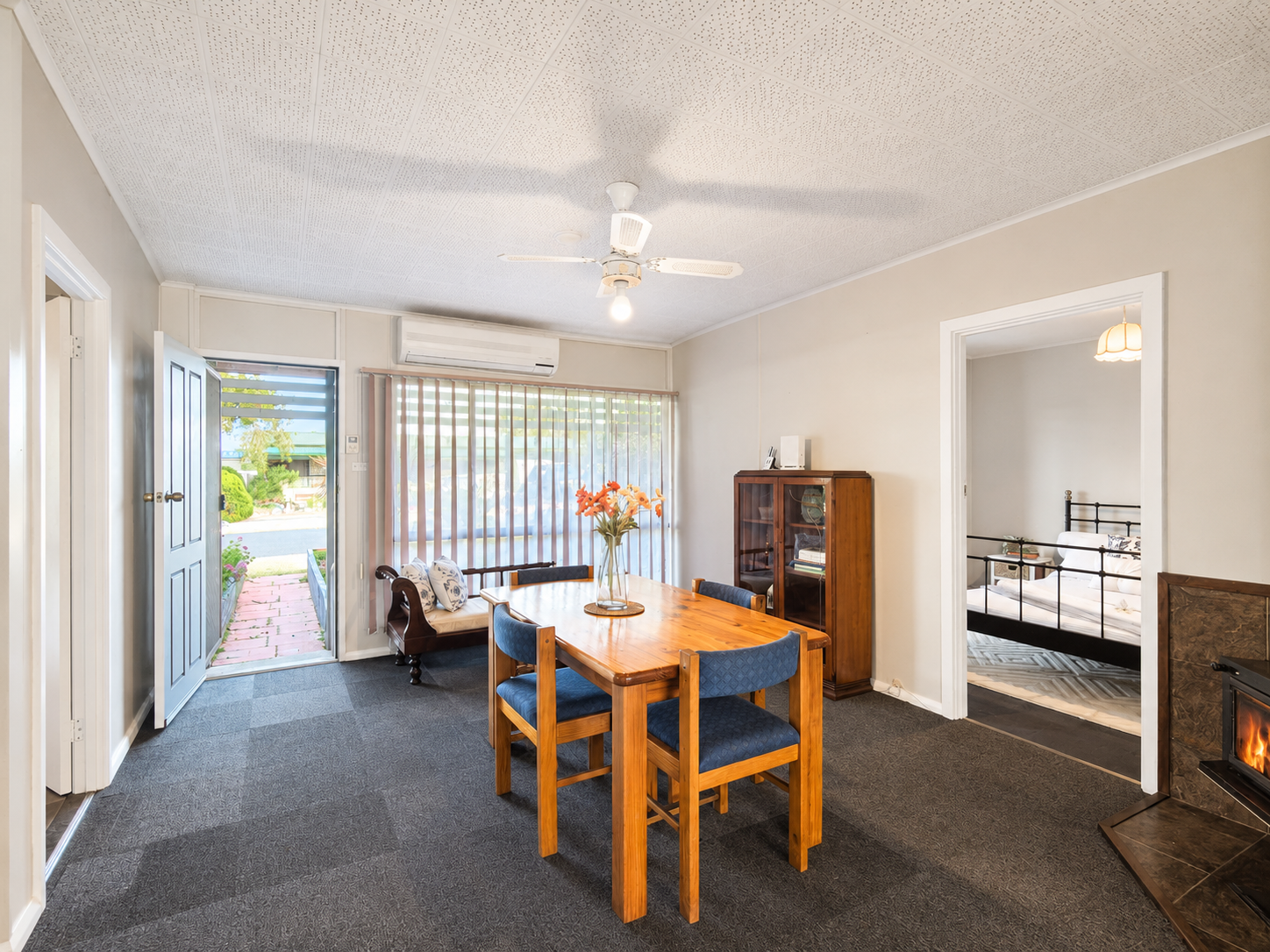 10 The Crescent living